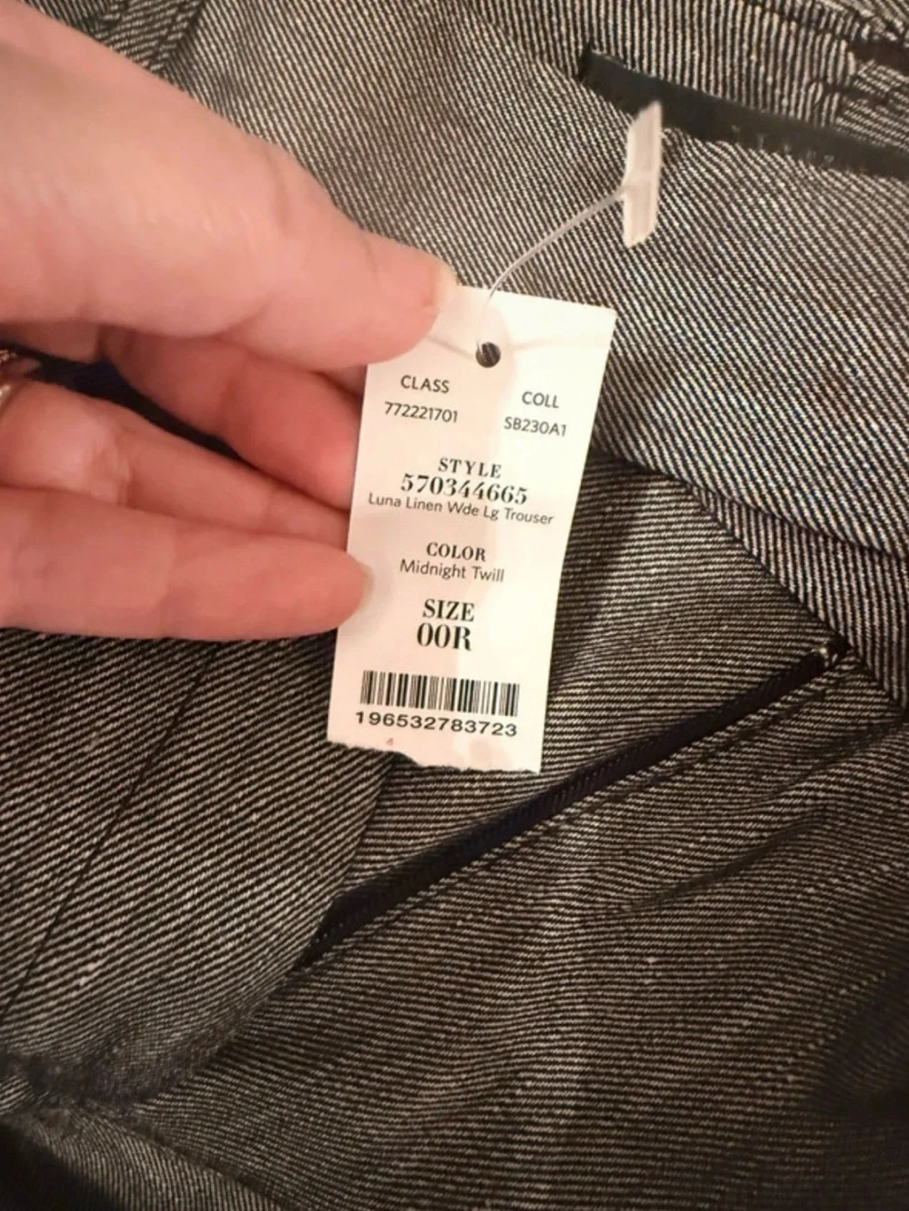 White House Black Market Men's Wide-Leg Dress Pants in Charcoal